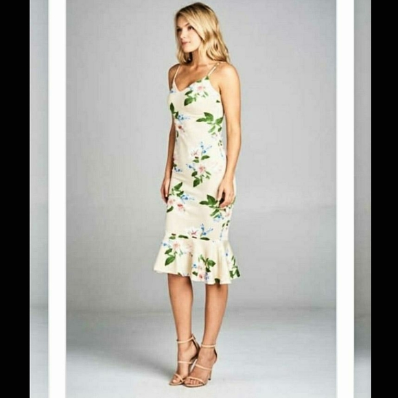 🆕 DNA Couture - Floral Dress - Picture 3 of 9